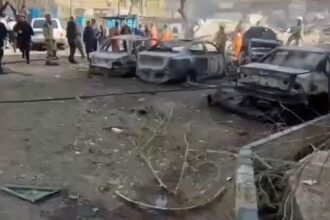 “Parece que estamos en una película”: el caos y el pánico se apoderan de Teherán mientras los ataques aéreos sacuden la ciudad | FM Avenida