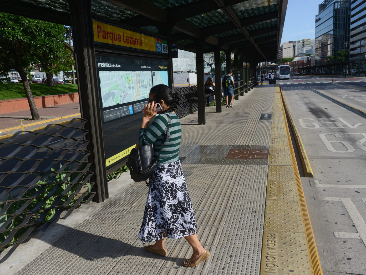 Paro de colectivos en el AMBA: qué líneas no funcionan | FM Avenida