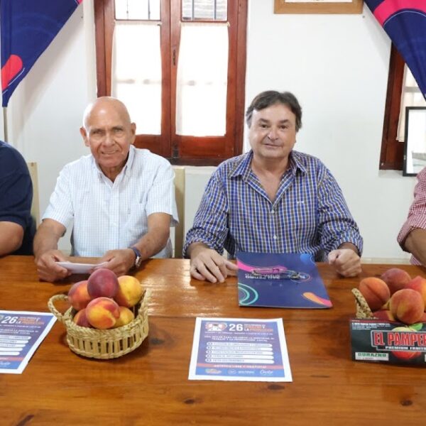 Presentaron oficialmente la 26° Fiesta Provincial del Durazno y la Producción | FM Avenida