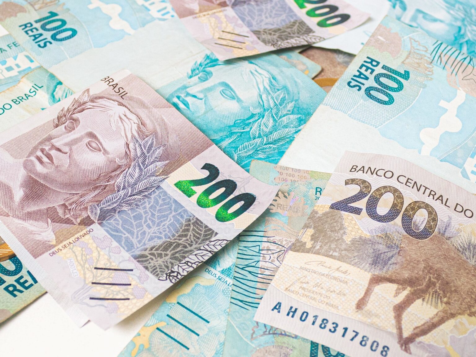Real hoy y real blue hoy: a cuánto cotiza y cuál es el precio de la moneda brasileña este martes 03 de febrero | FM Avenida