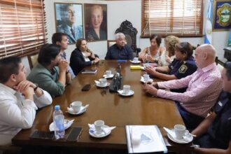 Salazar recibió a Fiscales y autoridades policiales para coordinar acciones de seguridad | FM Avenida