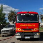 Se negó a ser identificado, incendió su propia moto y tuvieron que ir los Bomberos | FM Avenida