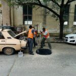 Taparon un bache de gran tamaño en Mitre al 500 tras reiterados reclamos | FM Avenida