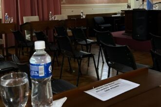 Tras el escándalo en el club Paraná, Mauro De Rosa pidió licencia en el Concejo Deliberante | FM Avenida