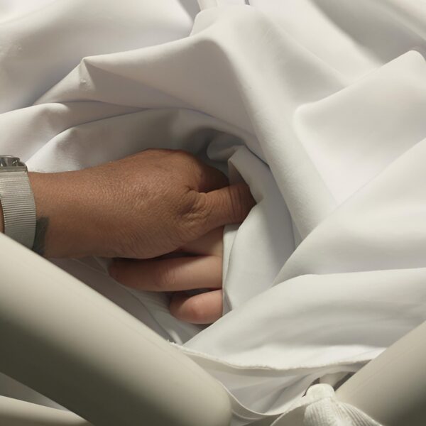 Tras el grave accidente de moto en 11 de Septiembre y Nieto de Torres, Florencia Biain muestra signos de mejoría | FM Avenida