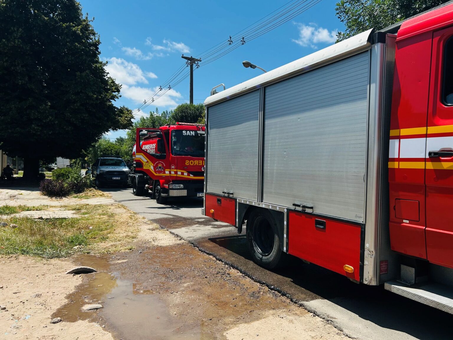 Trasladan a la mujer que se quemó en un incendio en Villa Igoillo al Hospital Bicentenario | FM Avenida