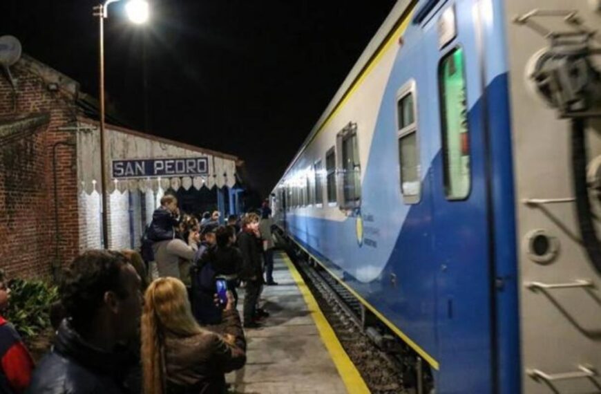 Trenes Argentinos habilitó la posibilidad de viajar con mascotas: qué animales se puede y cómo llevarlos | FM Avenida