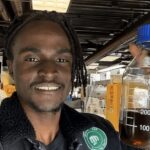 Un joven creó un dispositivo experimental que transforma los desechos plásticos en gasolina, diésel y queroseno de aviación | FM Avenida