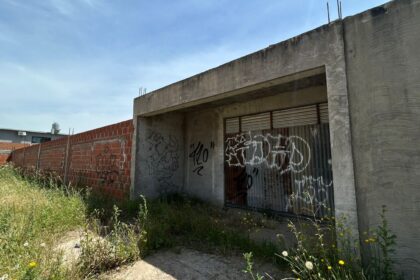 Una empresa de Bahía Blanca, única oferente para terminar el edificio de la escuela que donó el Obispado | FM Avenida
