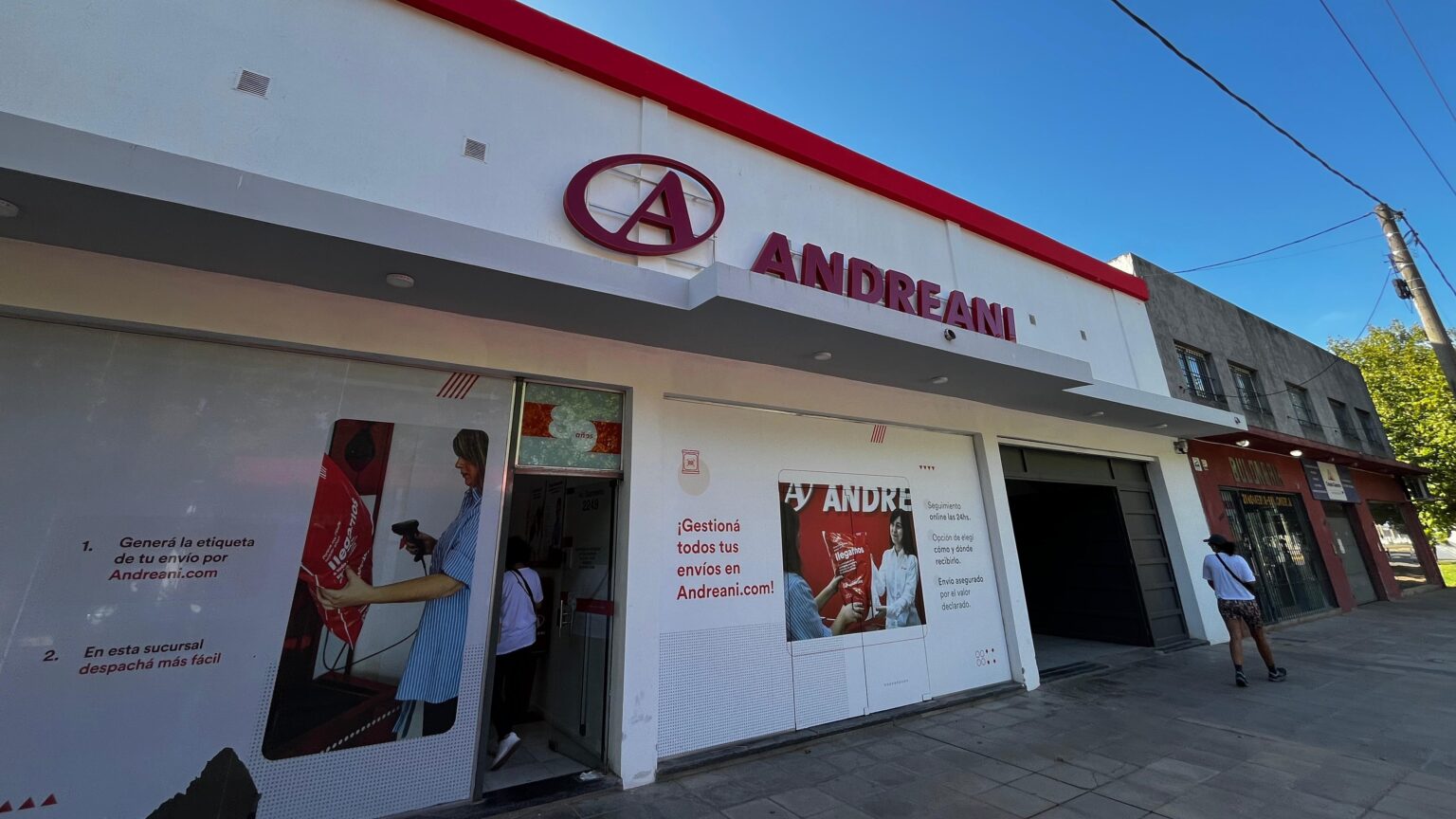 Una mujer denunció que entregaron su tarjeta de débito en otro domicilio y no pudo cobrar su pensión | FM Avenida