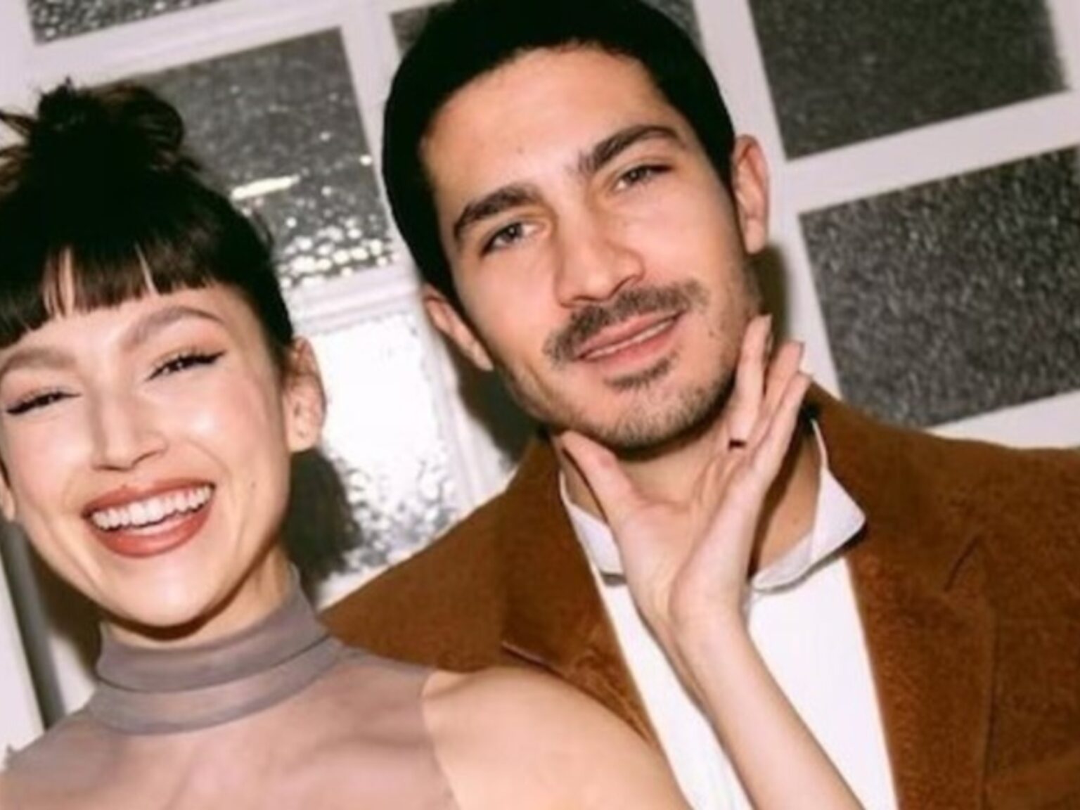 Úrsula Corberó y el Chino Darín se preparan para la llegada de su primer bebé: paseos familiares y armado de cuna | FM Avenida