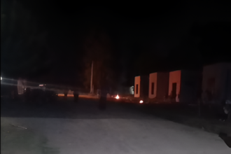 Usurpación en 25 viviendas de Río Tala: sin luz y sin agua, así pasaron la noche las familias que ocuparon el barrio | FM Avenida