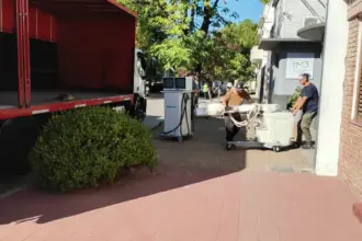 Vaciaron el quirófano de una clínica en Chivilcoy y crece la preocupación por el futuro de la salud privada en la región | FM Avenida