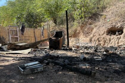 Vecino de Cantando en el Río contó cómo le quemaron la casa por error y denunció amenazas | FM Avenida