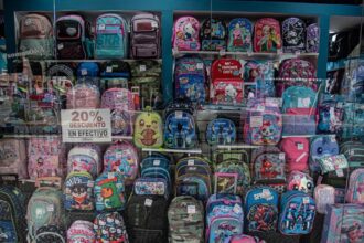 Vuelta a clases: descuentos  en útiles, librerías y zapaterías | FM Avenida