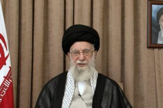 "Irán responderá con decisión": la primera reacción del régimen de Jamenei tras el ataque de Israel y Estados Unidos | FM Avenida