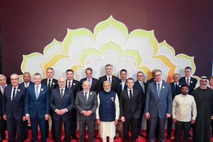 "La transparencia es la mayor seguridad": Narendra Modi aboga por una IA de código abierto para que sirva como un bien común global | FM Avenida