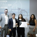 A 50 años del Golpe: Kicillof entregó premios a proyectos culturales que abordan la memoria, la verdad y la justicia | FM Avenida