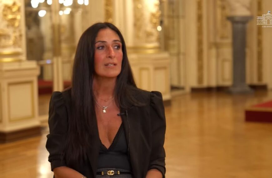 A 50 años del golpe, el Gobierno de Milei difundió un documental sobre los años 70 y reavivó el debate por la memoria | FM Avenida