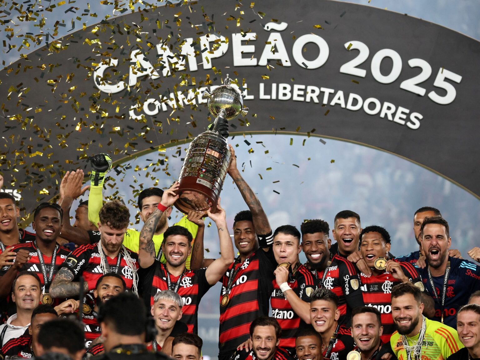 A qué hora es el sorteo de la Copa Libertadores y Sudamericana 2026 hoy | FM Avenida