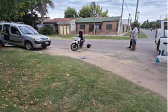 Accidente de tránsito en Boulevard Moreno y Manuel Iglesias: una mujer trasladada a la Guardia | FM Avenida