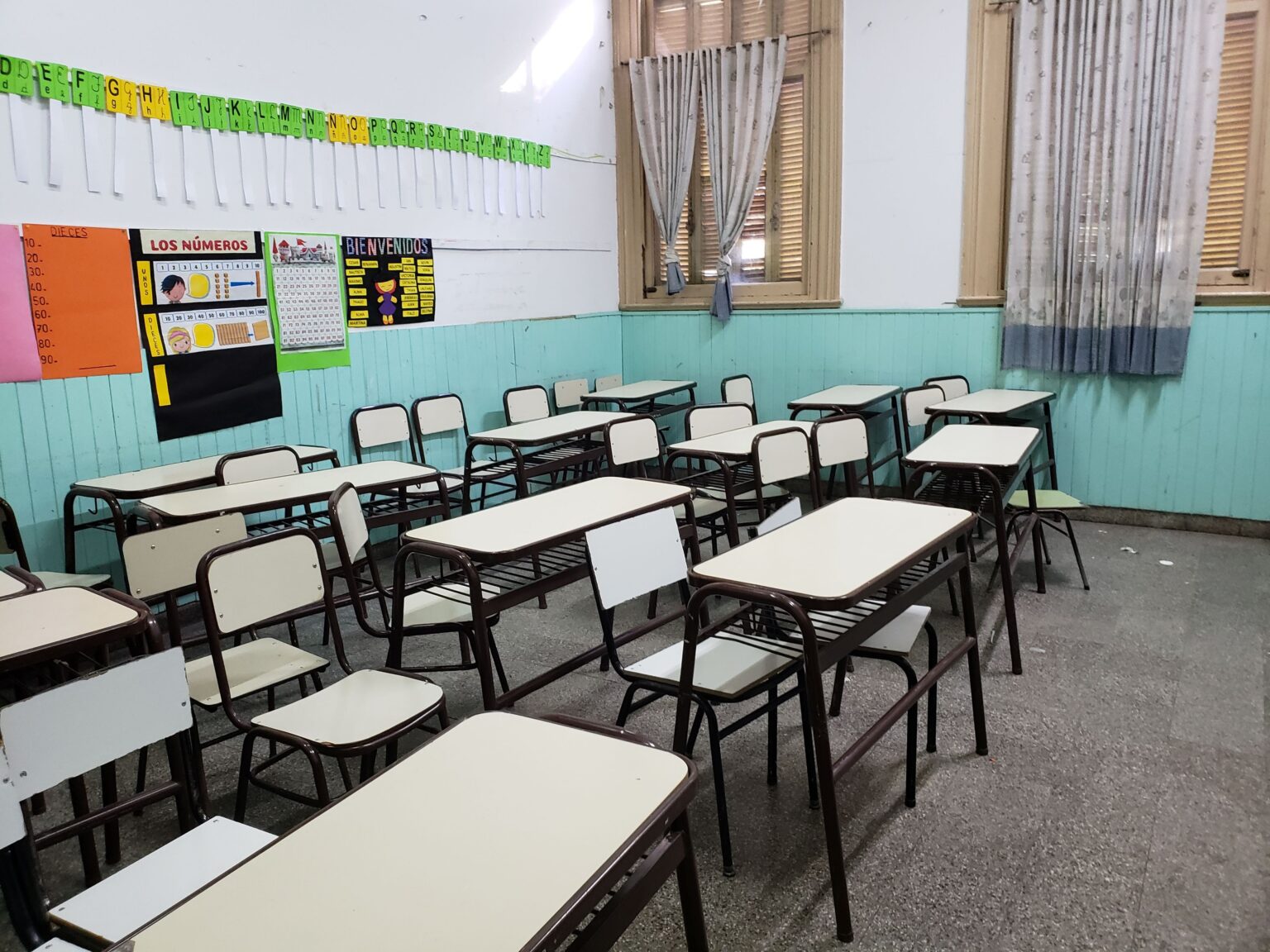 Alto acatamiento al paro docente: en San Pedro, no hay clases en escuelas primarias y jardines | FM Avenida