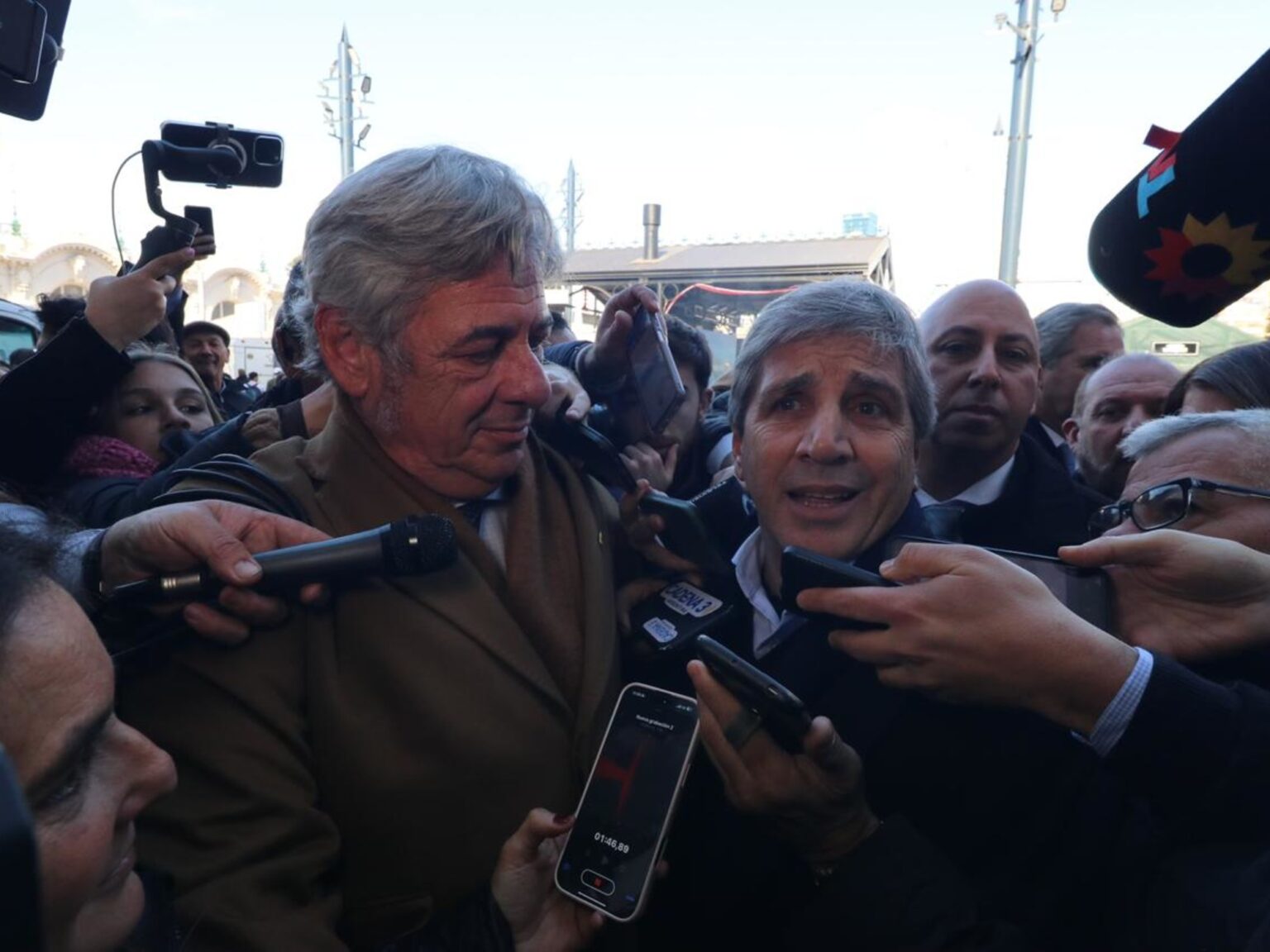 Ante el “boom absoluto” del campo anunciado por Caputo, la Rural  volvió a pedir por un "cronograma de eliminación definitiva" de las retenciones | FM Avenida