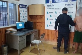 Aprehenden a un hombre de 30 años por agredir a su madre y causar destrozos en una vivienda | FM Avenida