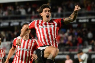 Así quedaron las tablas del Torneo Apertura 2026, tras la fecha 12: Independiente Rivadavia manda, River y Boca se arriman y se viene el Pincha | FM Avenida