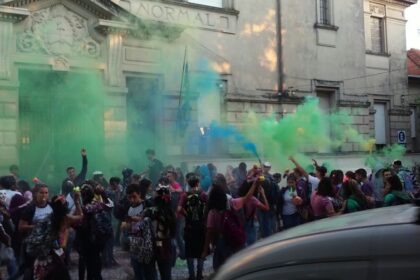 Autoridades municipales y educativas coordinan acciones de prevención y acompañamiento para el "Último Primer Día" | FM Avenida