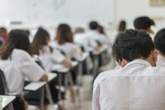 Autorizaron un aumento del 6,5% en las cuotas de los colegios privados a partir de abril | FM Avenida