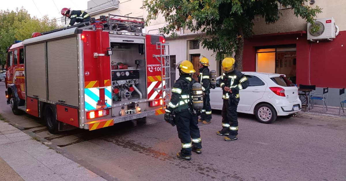 Bomberos controlaron un principio de incendio en una vivienda | FM Avenida