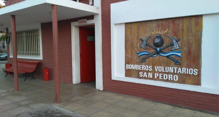 Bomberos informó que salió de servicio la línea 100 y habilitó un contacto alternativo | FM Avenida