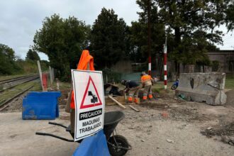 Cerraron el paso a nivel de calle Basavilbaso por obras de mantenimiento | FM Avenida