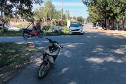 Choque entre dos motos dejó cuatro personas hospitalizadas, incluyendo una niña de 10 años | FM Avenida