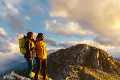 Cita del día, de Epicteto: "No vivas según tus propias reglas, sino en armonía con la naturaleza" | FM Avenida