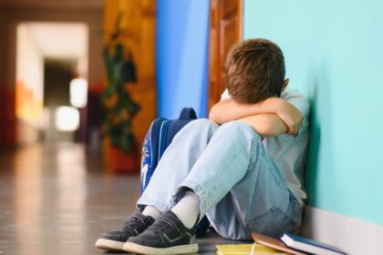 Cómo saber si tu hijo sufre bullying en la escuela: las señales para detectar el acoso escolar | FM Avenida