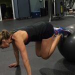 Cuántos días por semana hay que entrenar y cuáles son los ejercicios para ganar masa muscular después de los 50 | FM Avenida