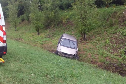 Despiste de un automóvil en la Ruta 9 terminó sin heridos | FM Avenida