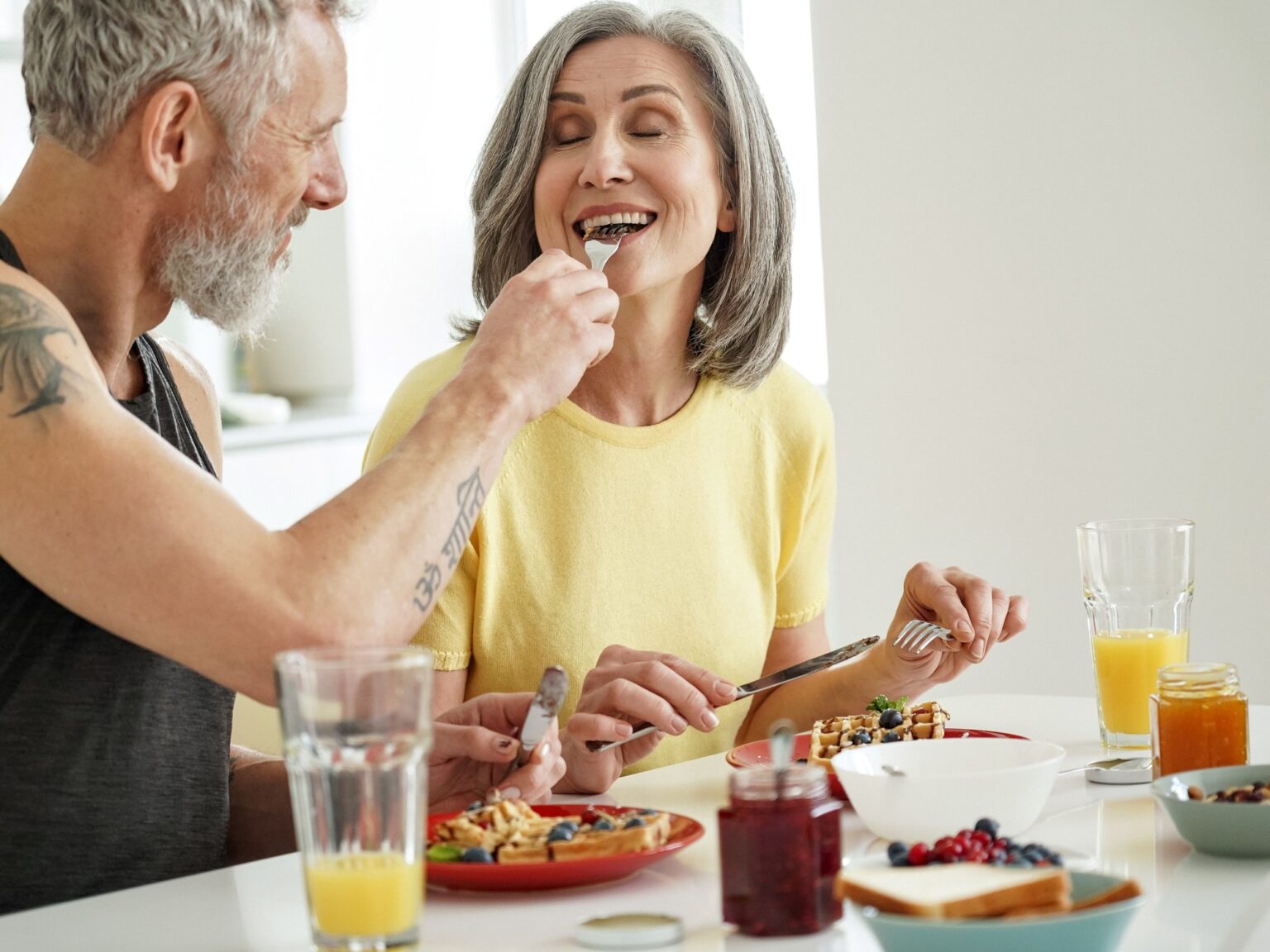 Dietistas revelan el mejor almuerzo que debes comer para vivir más tiempo | FM Avenida
