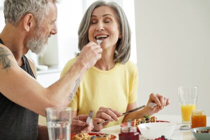 Dietistas revelan el mejor almuerzo que debes comer para vivir más tiempo | FM Avenida