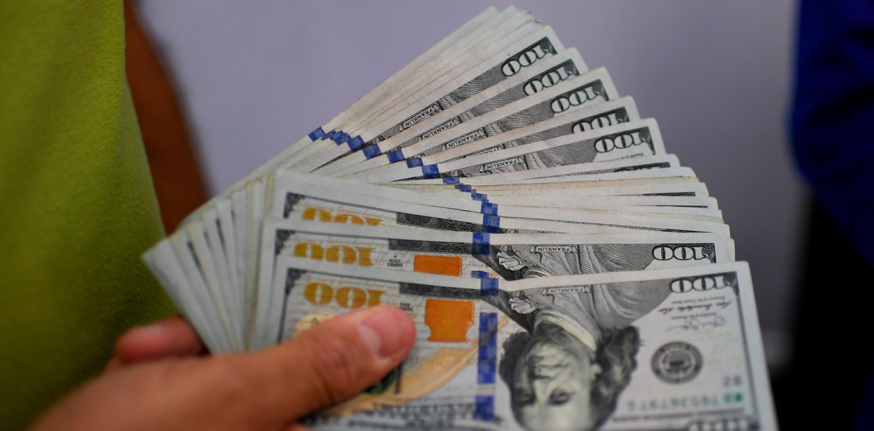 Dólar blue hoy: a cuánto cotiza este lunes 23 de marzo | FM Avenida