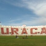 Dónde se juega Huracán-River: el presidente del Globo cruzó a la Ciudad de Buenos Aires y amenaza con judicializar el conflicto | FM Avenida