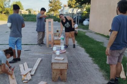 El Centro Juvenil CIC inició sus talleres gratuitos de oficios y formación artística para jóvenes | FM Avenida