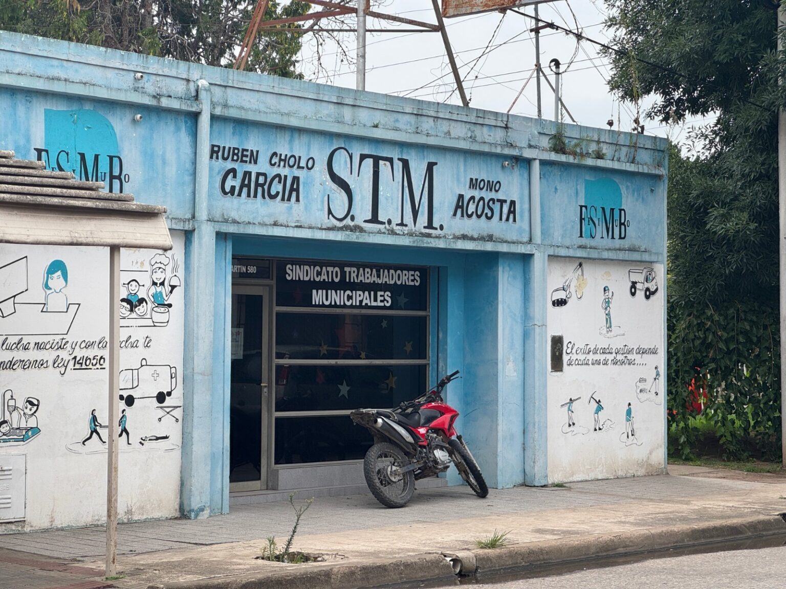 El Gobierno canceló parte de la deuda con el Sindicato de Municipales y retoman algunos beneficios | FM Avenida