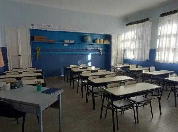 El Paro Internacional de Mujeres afectará el dictado de clases el lunes por la adhesión de SUTEBA y ATE | FM Avenida