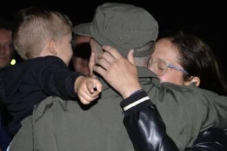 El mensaje de la esposa de Nahuel Gallo tras el regreso del gendarme a la Argentina: "Gracias por este milagro" | FM Avenida