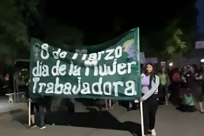 El paro por el  Día de la Mujer afecta el normal desarrollo de clases en muchas escuelas | FM Avenida