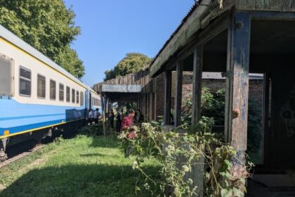 El tren que conecta San Pedro con Retiro sufrió una falla y quedó varado en El Paraíso | FM Avenida
