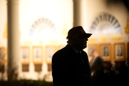 En una entrevista con The New York Times, Trump ofrece visiones contradictorias sobre Irán | FM Avenida